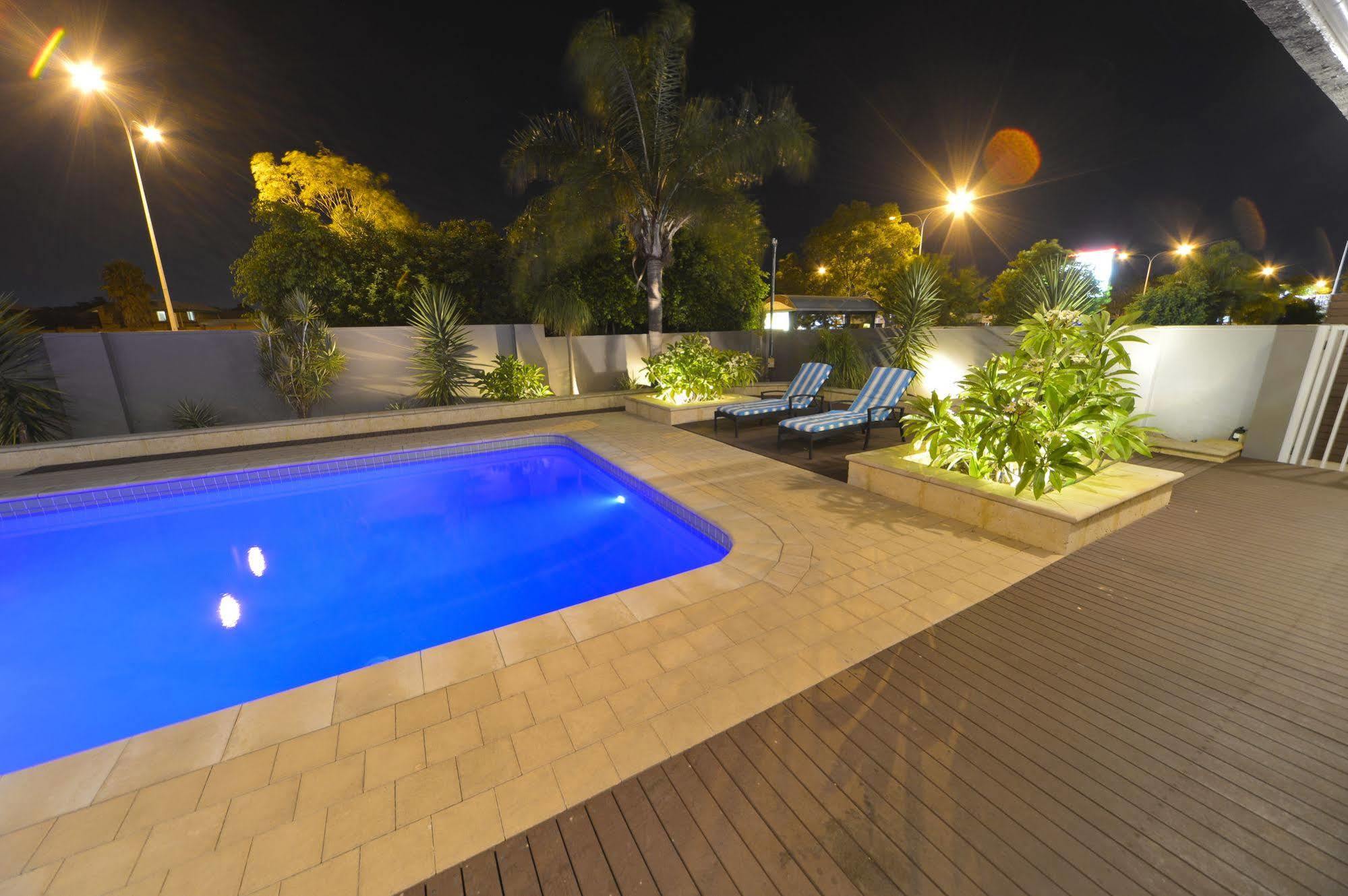 Bentley Motel Perth Exterior photo