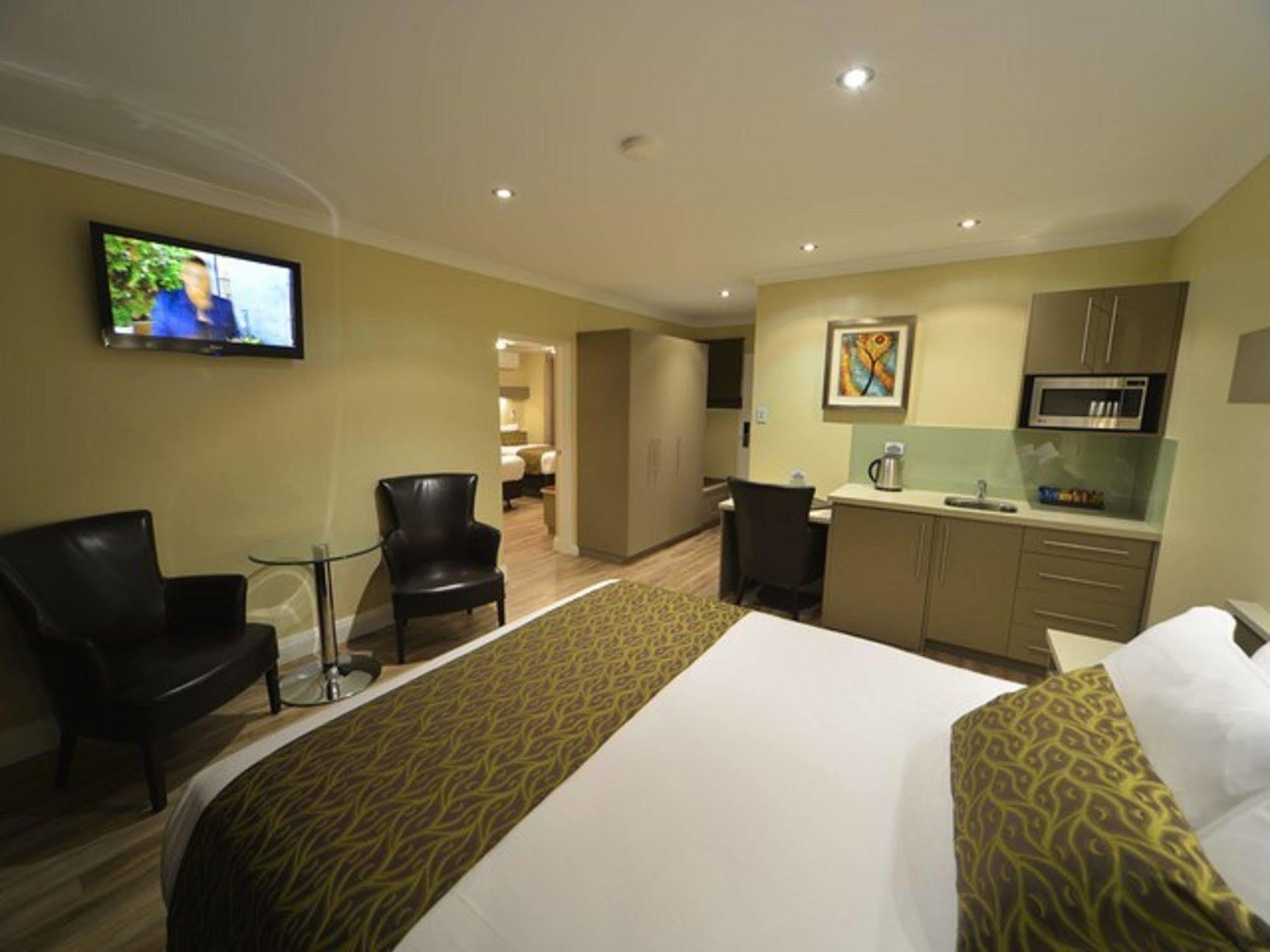 Bentley Motel Perth Exterior photo