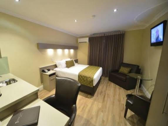Bentley Motel Perth Exterior photo